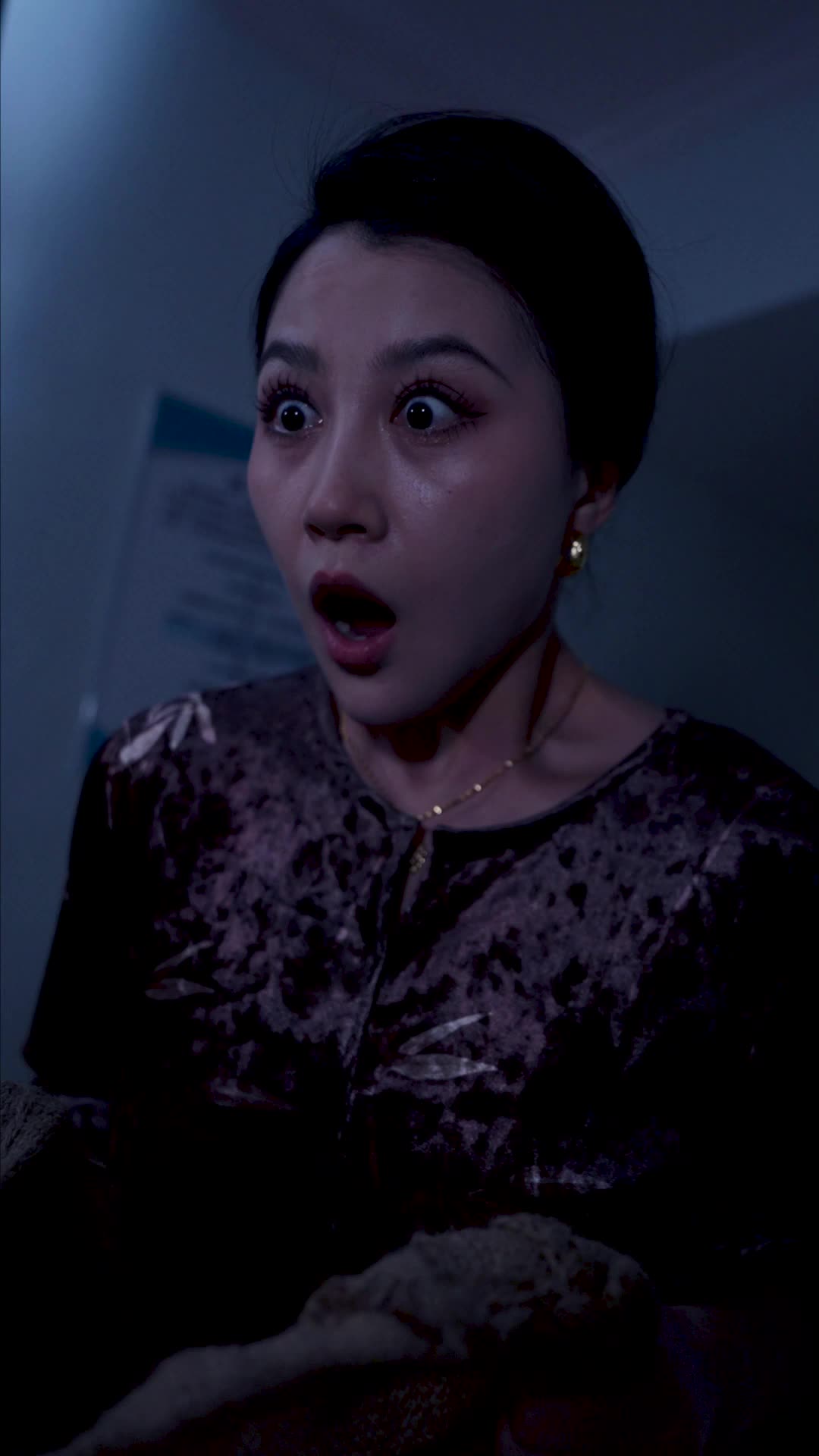 Épisode 2 - Reine Rebelle dans un Monde de Roman